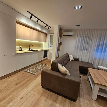 Apartament Apartman Edin *